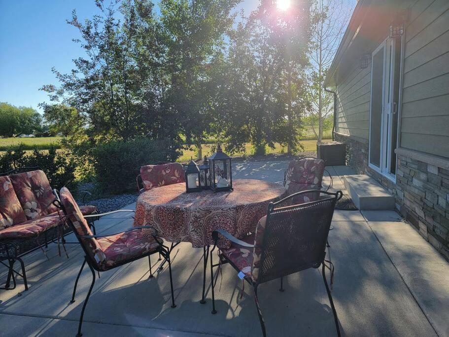 Mountain View Home On 2 Acres ボーズマン エクステリア 写真